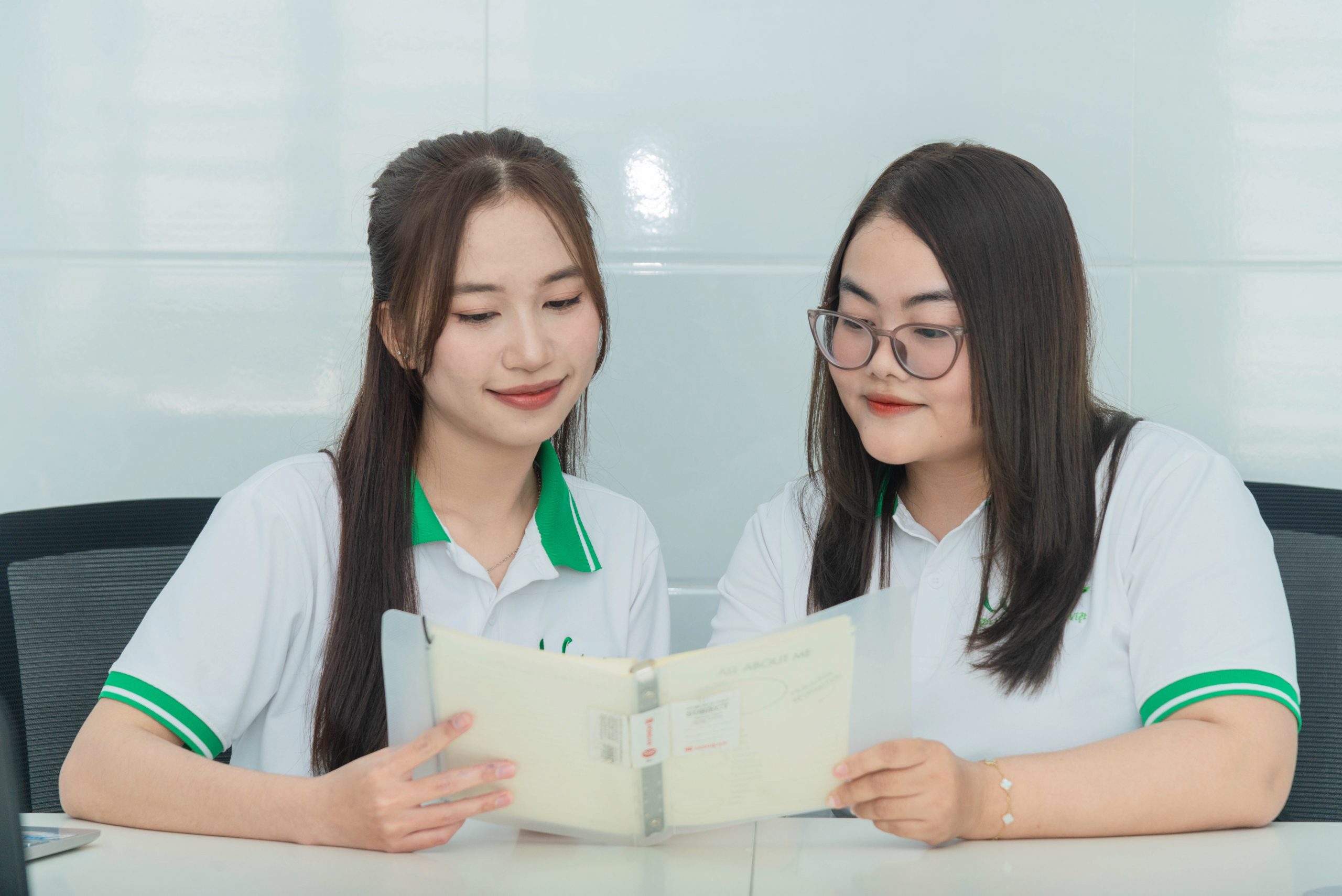 Hình ảnh môi trường làm việc tại Wetafa Đà Nẵng, đội ngũ nhân sự kế toán chuyên nghiệp, hỗ trợ lẫn nhau trong công việc, phù hợp ứng viên tìm việc kế toán ổn định và lâu dài.